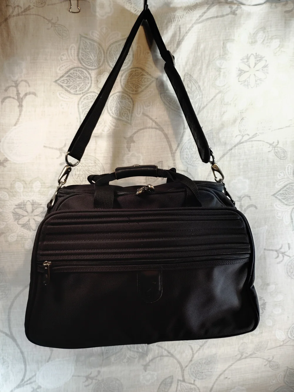 Atlantic Black Durable Weekender Travel/Carry-on /Crossbody Duffle Bag